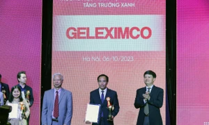 Tập đoàn GELEXIMCO giành “cú đúp” giải thưởng Thương hiệu Mạnh Việt Nam 2022-2023.