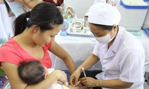 TP. Hồ Chí Minh: Vaccine tiêm chủng mở rộng chỉ đủ tiêm trong 2 tuần