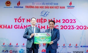 PVCFC trao học bổng "Hạt ngọc mùa vàng" cho sinh viên Đại học Dầu khí Việt Nam