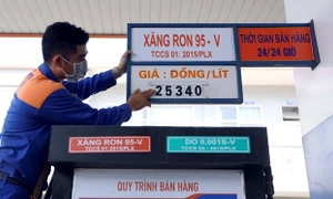 Dự báo giá xăng giảm, giá dầu tăng tiếp vào ngày mai