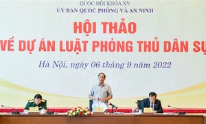 Phó Chủ tịch Quốc hội, Thượng tướng Trần Quang Phương dự Hội thảo dự án Luật Phòng thủ dân sự