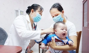 Viện Vệ sinh Dịch tễ Trung ương thông tin về việc thiếu vaccine sởi và vaccine DPT tiêm cho trẻ