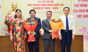 Phó Chủ tịch Thường trực Quốc hội Trần Thanh Mẫn dự Đại hội Chi bộ Văn phòng Đảng đoàn Quốc hội nhiệm kỳ 2022 - 2025