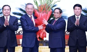 Chủ tịch Đảng Nhân dân Campuchia Hun Sen chúc mừng Chủ tịch nước Tô Lâm được bầu giữ chức Tổng Bí thư