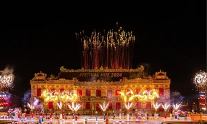 Festival Huế - truyền thống, hiện đại và nhân văn