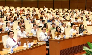 Chủ tịch Quốc hội Trần Thanh Mẫn dự Hội thảo khoa học "55 năm thực hiện Di chúc của Chủ tịch Hồ Chí Minh trong các cơ quan Trung ương"