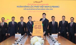 Thủ môn hàng đầu Việt Nam Đặng Văn Lâm được LPBank lựa chọn làm Đại sứ thương hiệu