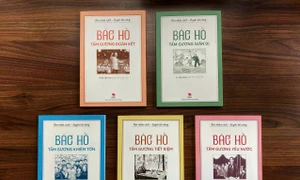 "Rèn nhân cách - Luyện tài năng" theo gương Bác Hồ