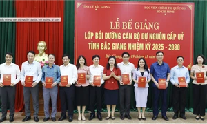 Bắc Giang: 65 cán bộ nguồn cấp ủy tỉnh nhiệm kỳ 2025-2030 hoàn thành chương trình bồi dưỡng