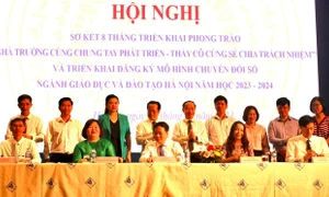 Hà Nội thí điểm quản lý khoản thu không dùng tiền mặt trong trường học