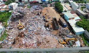 Bình Dương: Kiểm tra, xử lý nghiêm các bãi phế liệu hoạt động rầm rộ, trái phép trong khu dân cư