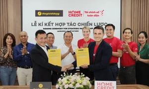 Home Credit và Thế giới di động ký kết hợp tác hướng tới doanh số 2 tỷ USD