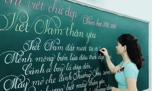 Trường ĐH Khoa học Xã hội và Nhân văn - ĐHQGHN là đơn vị nòng cốt, tiên phong trong hành trình tôn vinh tiếng Việt