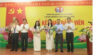 Phát hiện, bồi dưỡng nguồn học sinh ưu tú vào Đảng