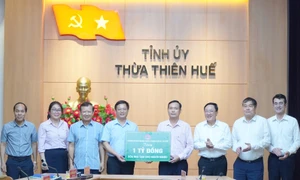 NHCSXH Việt Nam: Ứng 100 tỷ đồng để Thừa Thiên Huế triển khai cho vay các chương trình tín dụng