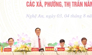 Nghệ An: Gặp mặt, đối thoại với hơn 1.000 cán bộ chủ chốt các xã, phường, thị trấn