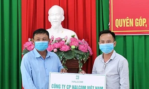 Halcom Việt Nam trao tặng nhà đại đoàn kết tại Hậu Giang