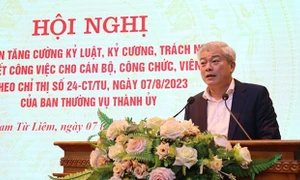 Nêu cao vai trò gương mẫu của người đứng đầu các cơ quan, đơn vị