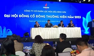 Được "bơm" hàng trăm tỷ đồng nhưng Công ty con của Lọc hoá dầu Bình Sơn (BSR) liên tiếp báo lỗ, thu "khủng", lãi "siêu mỏng"