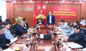 Quảng Ninh: Địa phương đầu tiên đề xuất được mở rộng thí điểm dùng cát biển làm nền đường