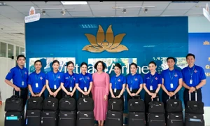 Vietnam Airlines tổ chức chuyến bay Đoàn thanh niên nhân dịp 93 năm thành lập