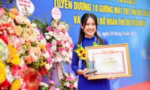 Sự năng động và bản lĩnh của nữ sinh Đại học Ngoại thương là "Gương mặt đại diện thế hệ trẻ Thủ đô"