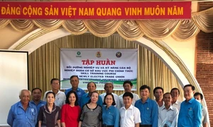 Bài 2: Thu hút, tập hợp người lao động trong khu vực phi chính thức