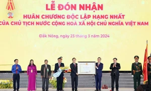 Chủ tịch Quốc hội Vương Đình Huệ dự Lễ kỷ niệm 20 năm tái lập tỉnh Đắk Nông