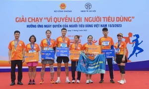 Hơn 1.000 người tham gia Giải chạy “Vì quyền lợi người tiêu dùng”  Race for consumers