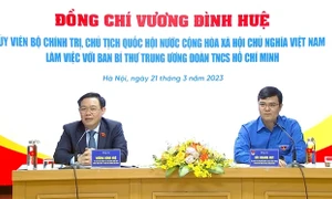 Chủ tịch Quốc hội Vương Đình Huệ làm việc với Ban Bí thư Trung ương Đoàn TNCS Hồ Chí Minh