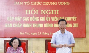 Gặp mặt các Ủy viên dự khuyết Ban Chấp hành Trung ương Đảng khóa XIII