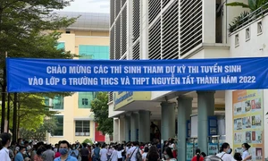 Hơn 3.700 học sinh thi vào lớp 6 trường THCS, THPT Nguyễn Tất Thành