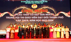 Hà Nội: Tuyên dương 179 giáo viên xuất sắc cấp thành phố năm học 2023-2024