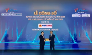 Vietbank lọt top 100 nhà tuyển dụng hàng đầu Việt Nam và top 10 nơi làm việc tốt nhất Việt Nam năm 2023