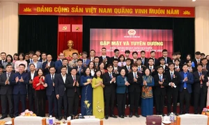 Bộ GD-ĐT tuyên dương học sinh đoạt giải Olympic và Khoa học kỹ thuật quốc tế năm 2023