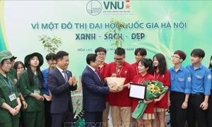 30 năm Đại học Quốc gia Hà Nội với sứ mệnh đầu tàu phát triển nền giáo dục Việt Nam