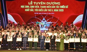 Tuyên dương 143 học sinh, sinh viên, thanh niên dân tộc thiểu số xuất sắc, tiêu biểu năm 2023