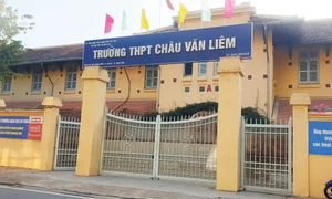 TP Cần Thơ: Nổ ống nghiệm trong giờ thực hành môn Hóa học, 5 học sinh bị thương tích