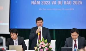 Kinh tế Việt Nam năm 2024 có nhiều dấu hiệu tích cực