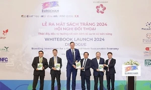 EuroCham Việt Nam ra mắt Sách Trắng 2024 thúc đẩy đầu tư nền kinh tế xanh và bền vững