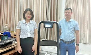 Giảng viên Bách khoa Hà Nội chế tạo hệ thống tự học để phân loại, kiểm tra chất lượng thuốc