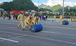 Điện lực Sơn La nâng cao năng lực cho đội phòng cháy chữa cháy cơ sở