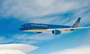 Vietnam Airlines vận chuyển tạng hiến cứu người từ Nghệ An đến Hà Nội