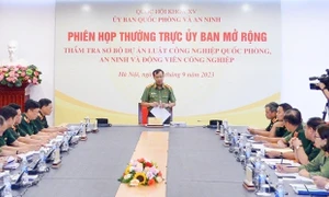 Thẩm tra sơ bộ dự án Luật Công nghiệp Quốc phòng, an ninh và động viên công nghiệp