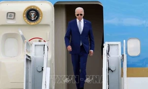 Tổng thống Hoa Kỳ Joe Biden đến Thủ đô Hà Nội, bắt đầu chuyến thăm cấp Nhà nước tới Việt Nam