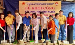 Nghệ An: Khởi công xây dựng nhà tình nghĩa cho hộ nghèo