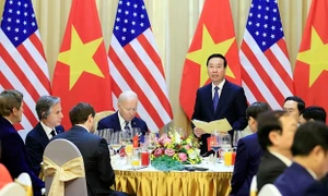 Chủ tịch nước Võ Văn Thưởng chủ trì chiêu đãi trọng thể Tổng thống Hoa Kỳ Joe Biden