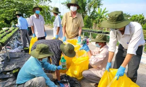 Nông dân Đồng Tháp thu gom trên 16 tấn bao bì thuốc bảo vệ thực vật