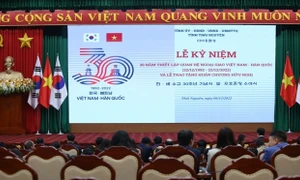 Lễ kỷ niệm 30 năm thiết lập quan hệ ngoại giao Việt Nam - Hàn Quốc và trao tặng Huân chương hữu nghị