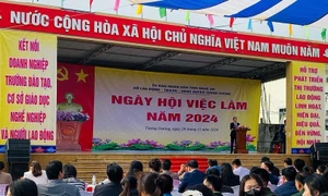 Nghệ An: Hơn 2.000 lao động tham gia“Ngày hội việc làm năm 2024”